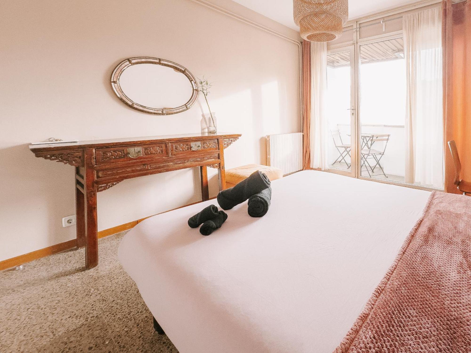 Lovely Rooms In Shared Apartment Gracia Neighborhood Барселона Экстерьер фото